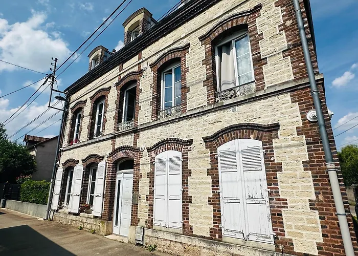 Studio 12 Proche Centre Ville Avec Wifi Parking Troyes