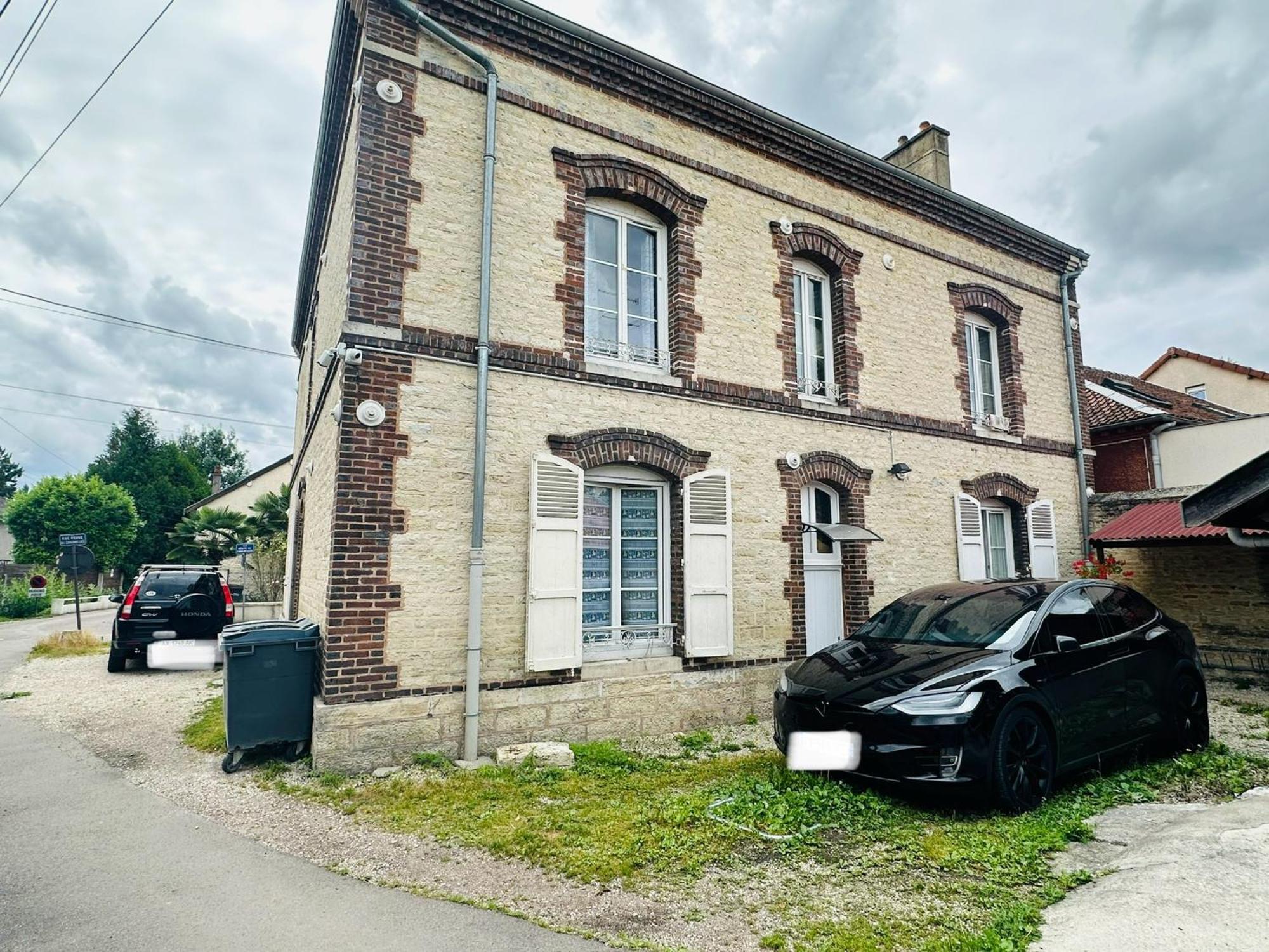 12 Proche Centre Avec Wifi Parking